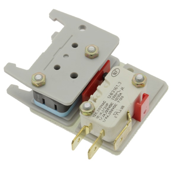 170H3030 Микровыключатель K1 2A 250V 3 3KV