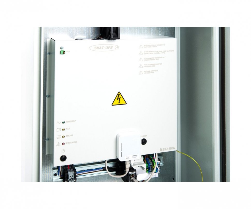 SKAT SMART UPS-1000 IP65 SNMP Wi-Fi