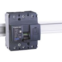 18727 Schneider Electric АВТОМАТИЧЕСКИЙ ВЫКЛ. NG125H 3П 32A C