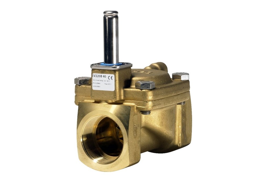 032U5840 Двухпозиционный электромагнитный клапан с сервоприводом Danfoss EV220B 40 BD