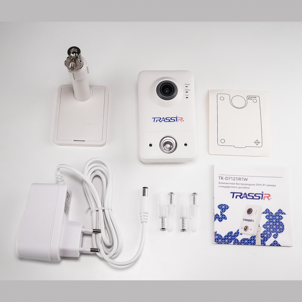 Trassir TR-D7121IR1W